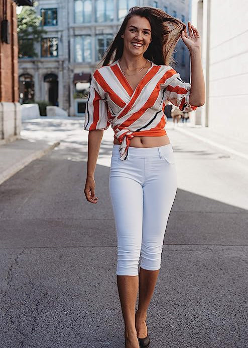 Mid Rise Pull on Stretch Denim Capris