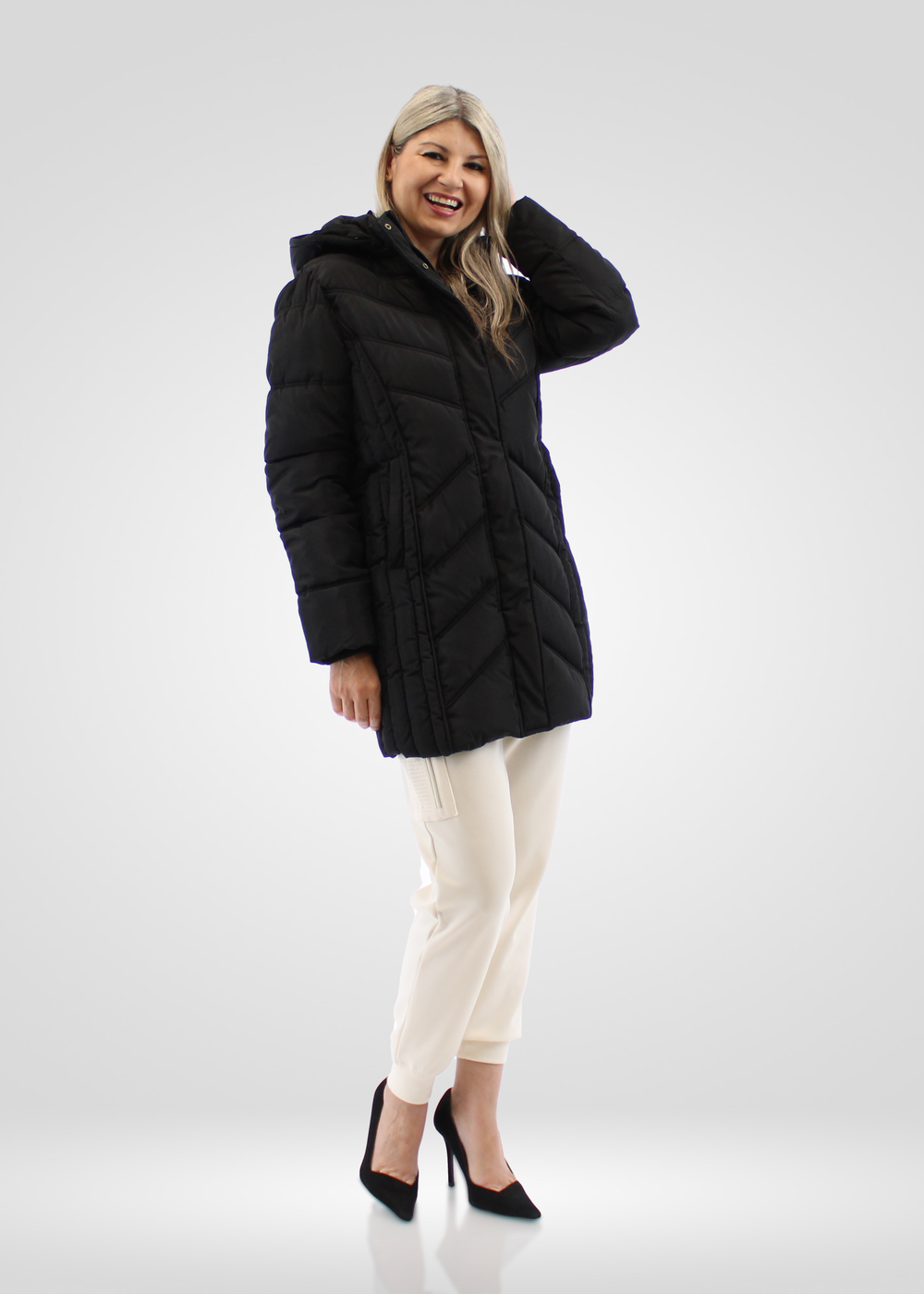 Simon Chang Black Winter Coat wih Faux Fur Hood – Roadrunner Simon Chang Black Winter Coat wih Faux Fur Hood – Roadrunner