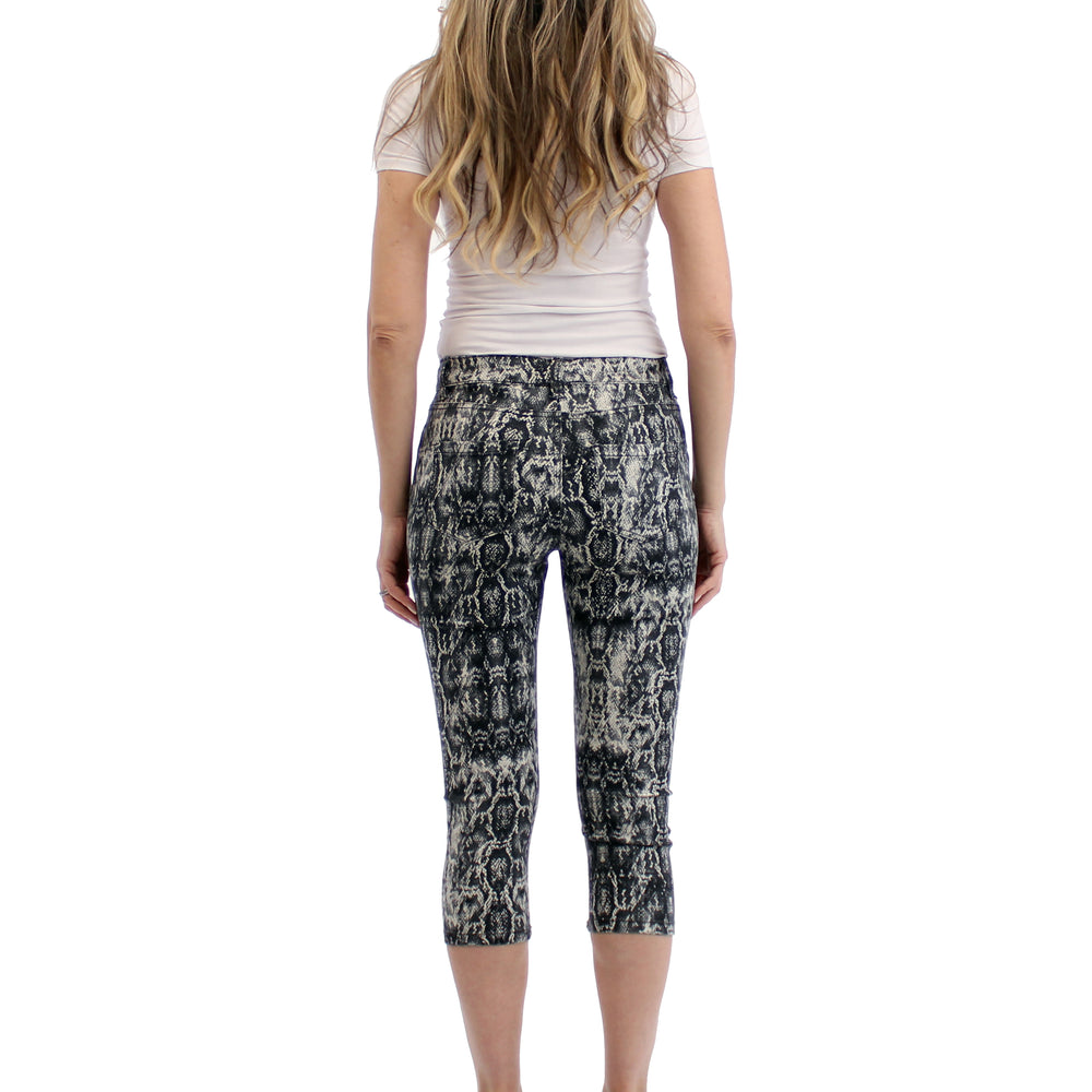 
                  
                    Women's Mid Rise Snake Printed Stretch Capris
                  
                