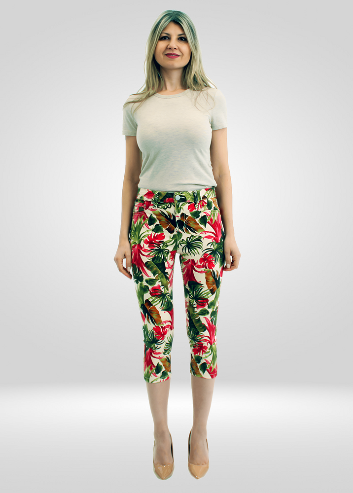 
                  
                    Women's Mid Rise Tropical Printed Stretch Capris
                  
                