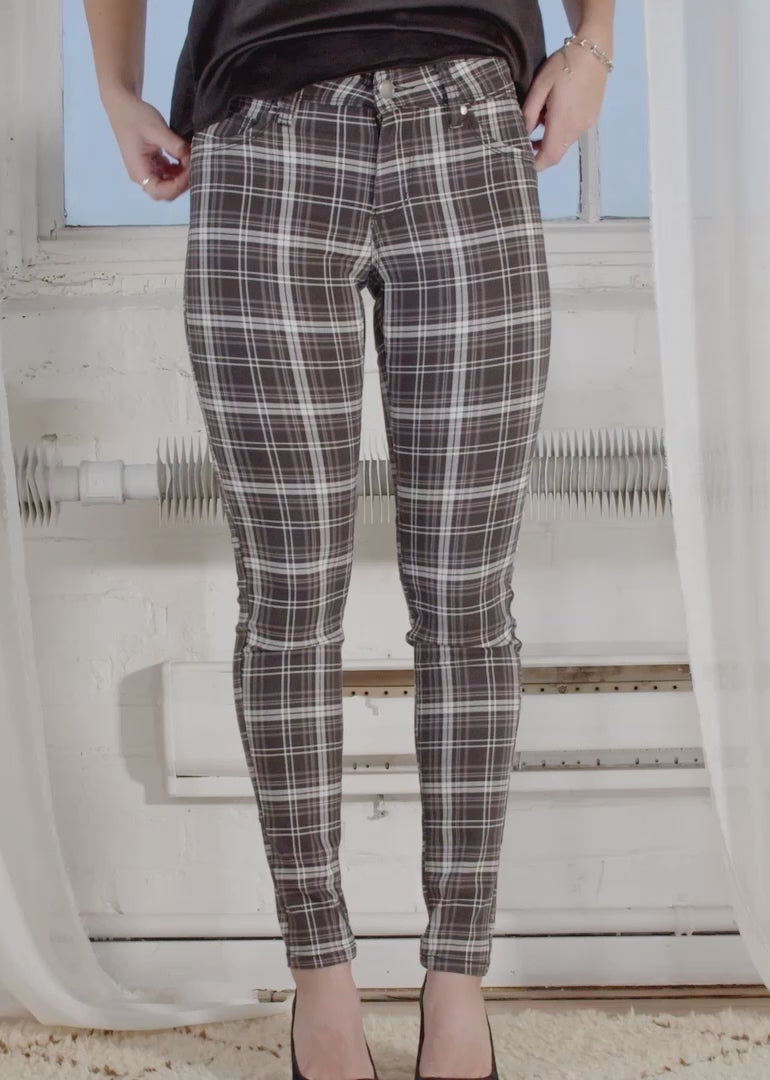 Mid Rise Plaid Skinny Power Stretch Denim Jean – Roadrunner